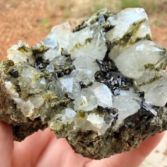 High-Quality Epidote on Quartz – Turkey | Rare Crystal Cluster | Collector - Picture 5 of 13